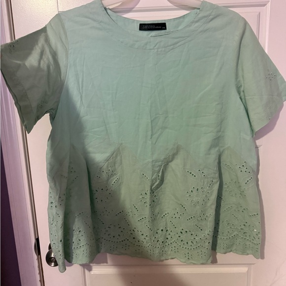 Linen top - Picture 2 of 3